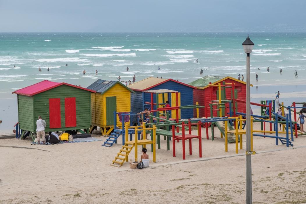 At The Beach - Muizenberg Cape Town Exterior photo